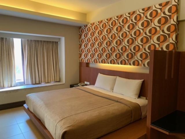 Yhc Hotel Tainan Luaran gambar