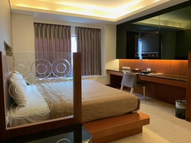 Yhc Hotel Tainan Luaran gambar